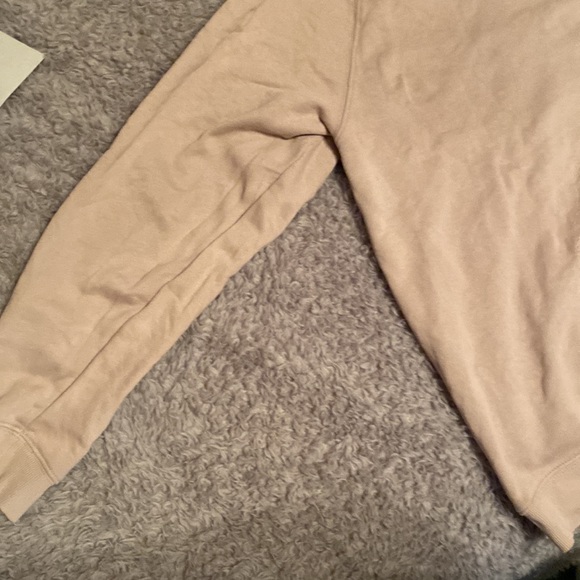 Crew neck, size L, Like New - Picture 6 of 6